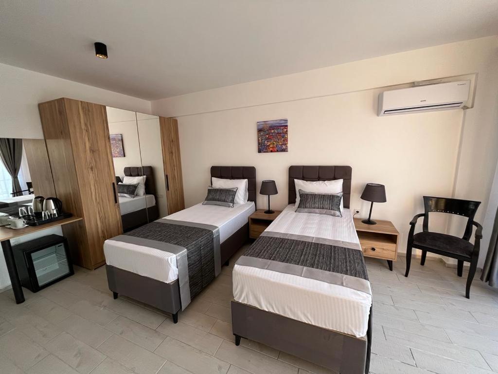 Ni Marin Hotel Milas Luaran gambar
